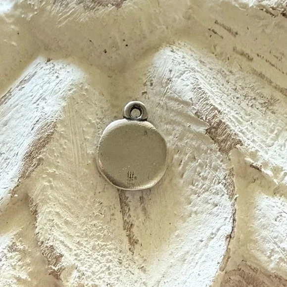 James Avery Enamel Initial Disc Charm M - Picture 2 of 2